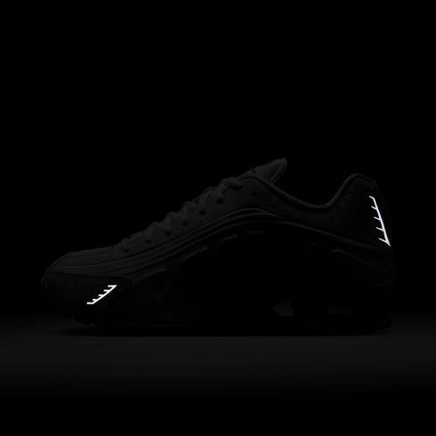NIKE Shox R4 Mens Sneakers
